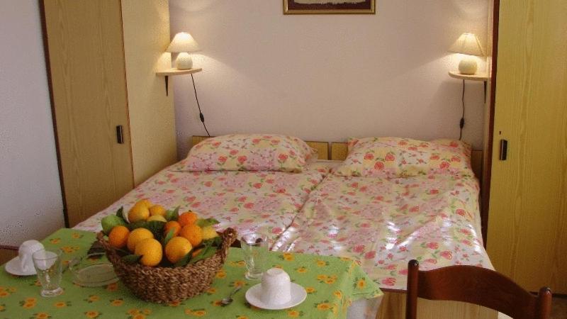 Apartments Lucic دوبروفينك المظهر الخارجي الصورة