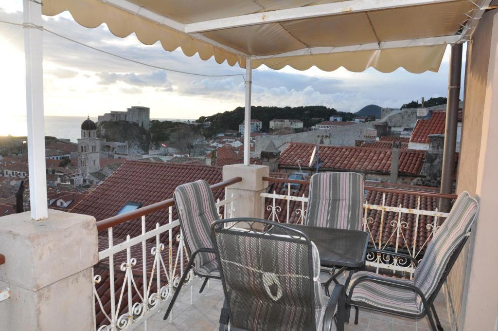 Apartments Lucic دوبروفينك الغرفة الصورة