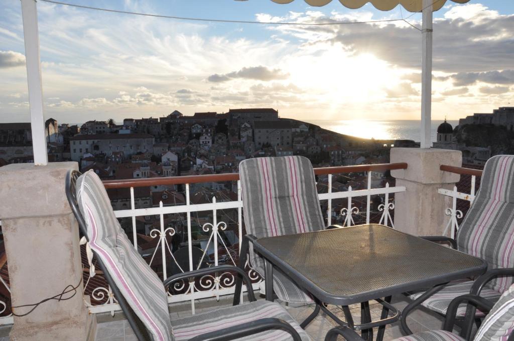 Apartments Lucic دوبروفينك المظهر الخارجي الصورة